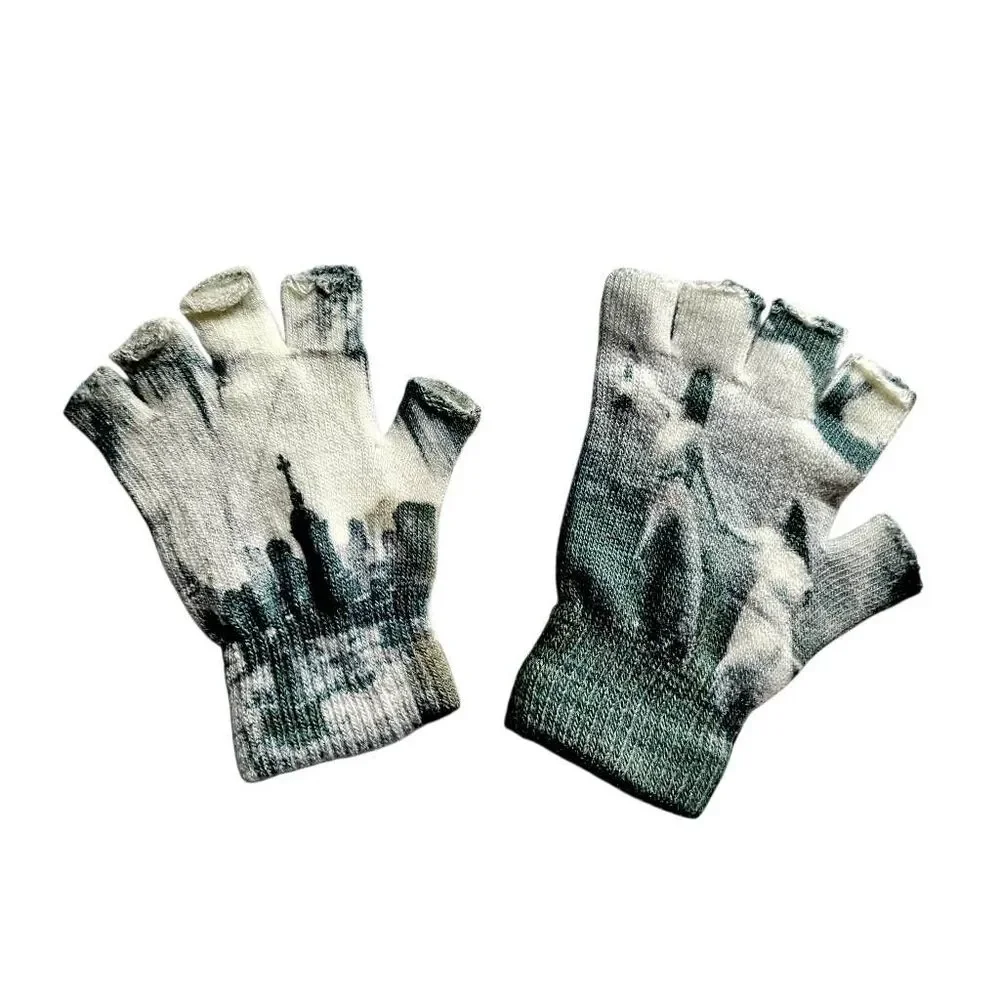 mythsprints rework: cemetery gates gloves